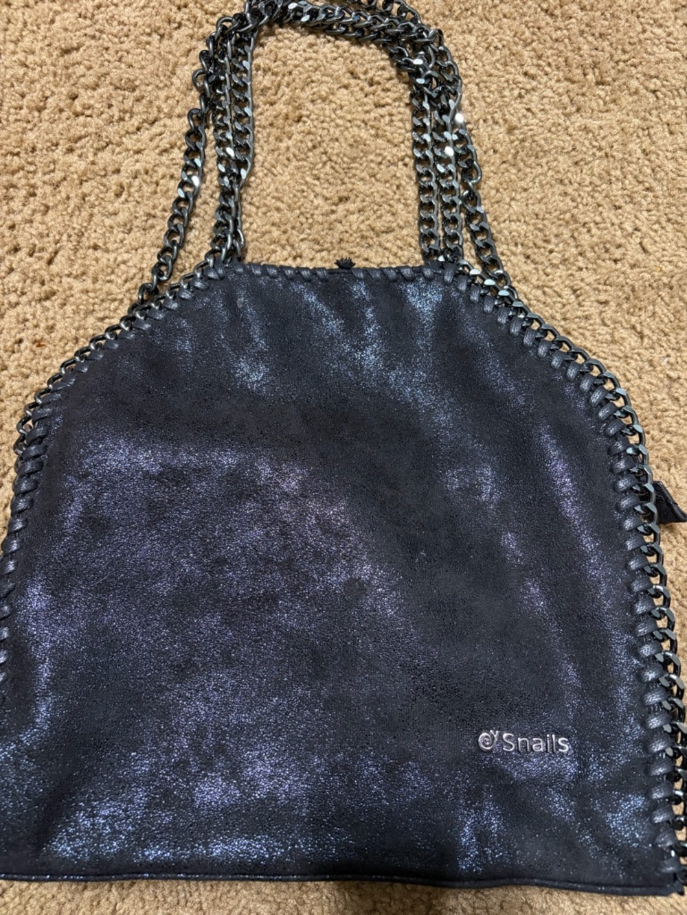 Snails 🐌 Metallic Black Snails Tote Bag with Lead-Tone Chain Detail - Picture 3 of 14